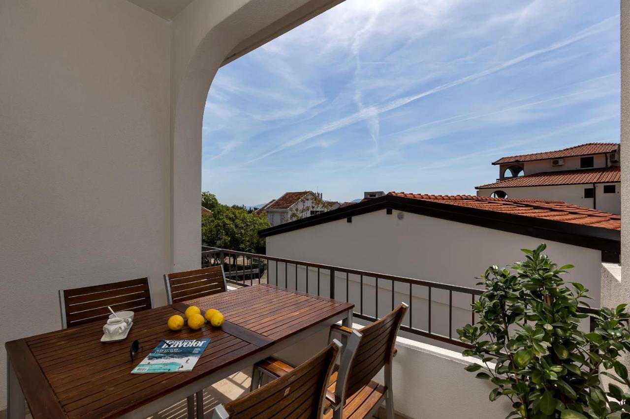 Apartament Barbaric Zaostrog